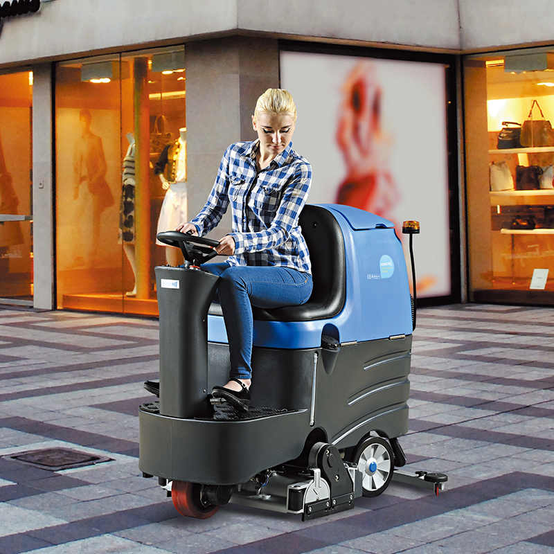 多功能洗地車的用途有哪些?