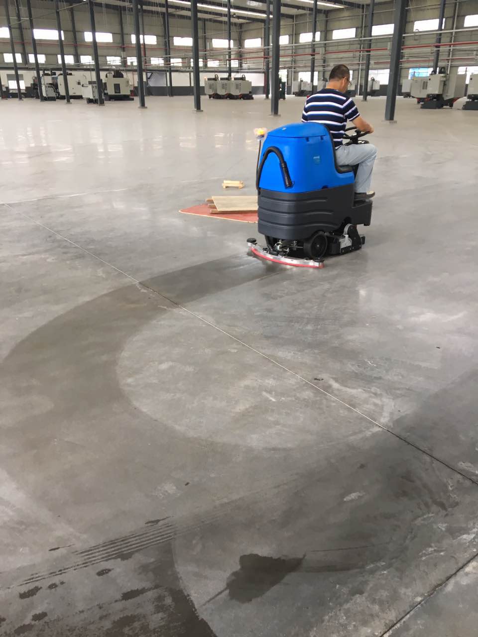 安徽容恩洗地機(jī)具體適用范圍，小編悄悄告訴你！