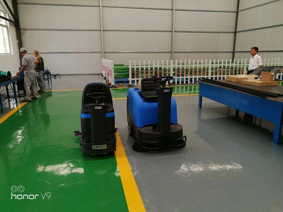 全自動(dòng)洗地機(jī) 保潔行業(yè)新興領(lǐng)軍設(shè)備