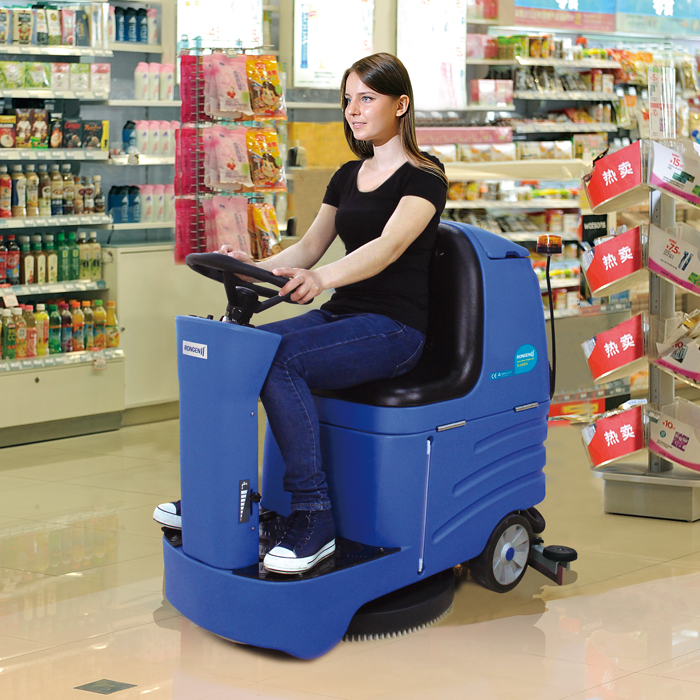 隨著人們清潔意識(shí)的不斷提高，洗地機(jī)已經(jīng)被更多的人認(rèn)識(shí)和使用