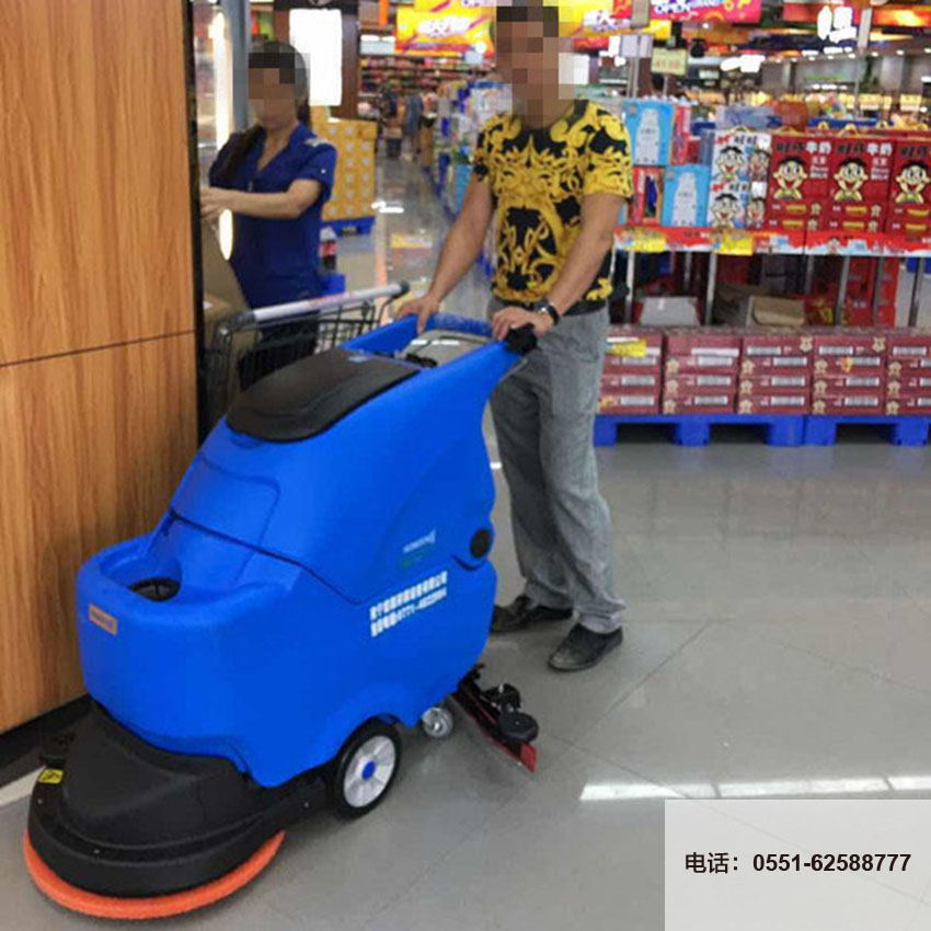 全自動(dòng)洗地機(jī)為食品生產(chǎn)環(huán)境保駕護(hù)航